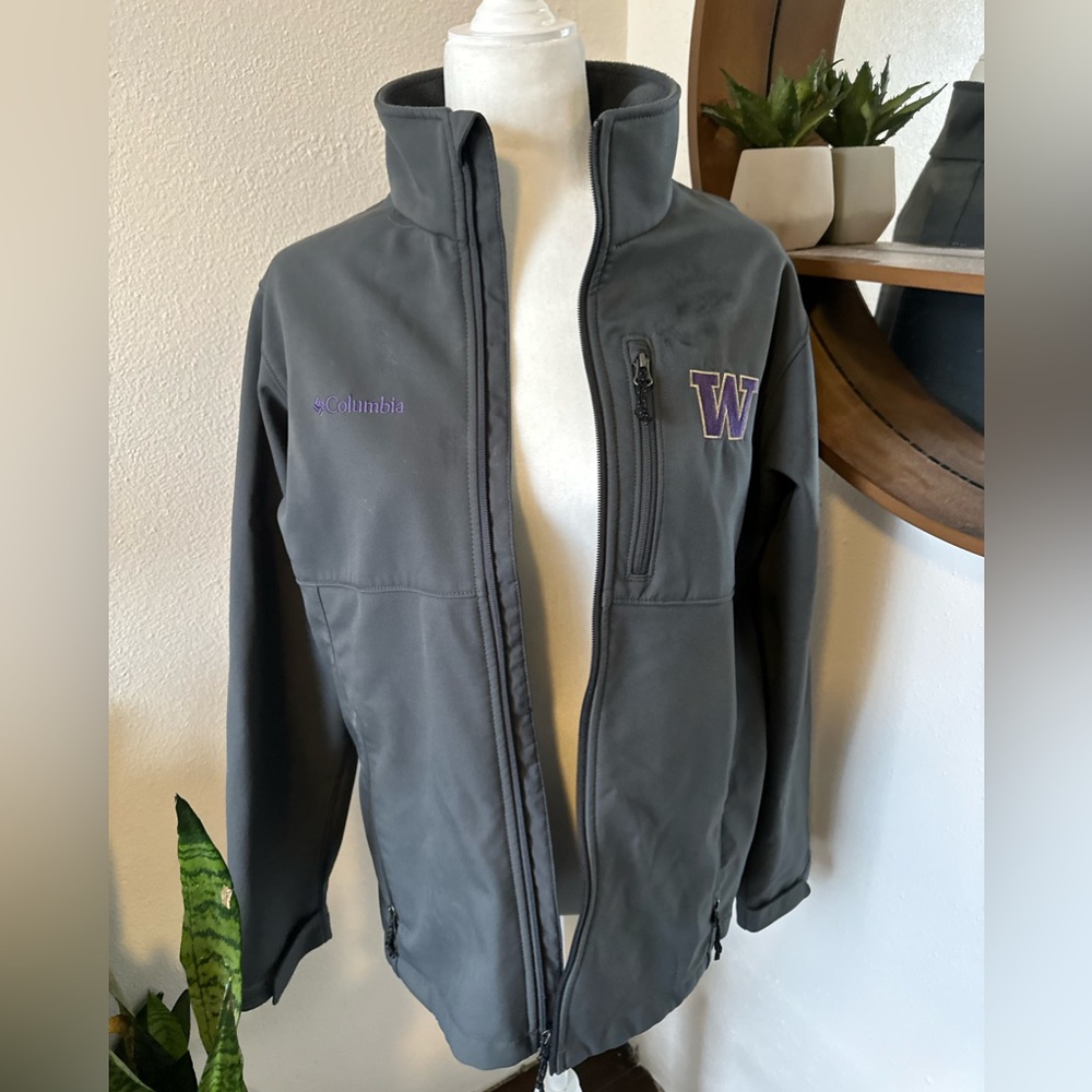 Columbia Soft Shell Ascender jacket UDUB